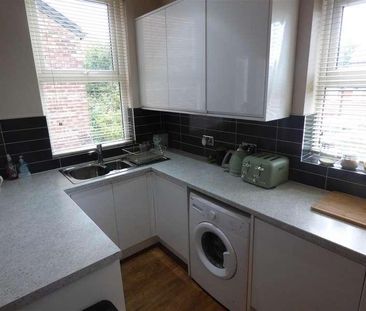 Clyde Road, West Didsbury, Manchester, M20 - Photo 3