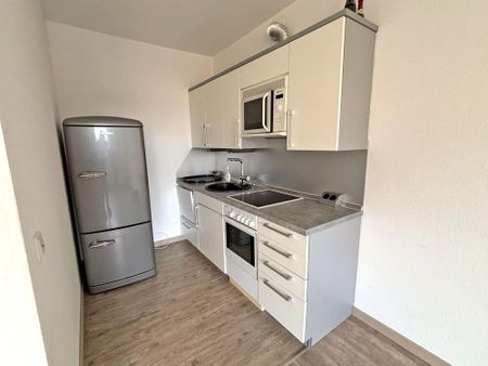 Gemütliches Apartment mit Einbauküche in der Nähe vom Maxipark - Photo 3