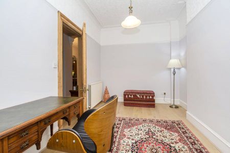 5 bedroom apartment to rent - Photo 2