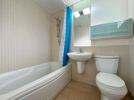 For Lease - 124 Briarscross Boulevard, Toronto, Ontario - Photo 5