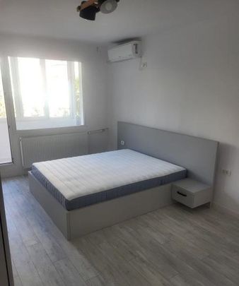 Tineretului etaj 4 decomandat - Fotografie 1