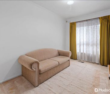 Spacious home. - Photo 2