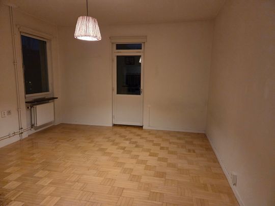 Eklångsvägen, Årsta - Photo 1