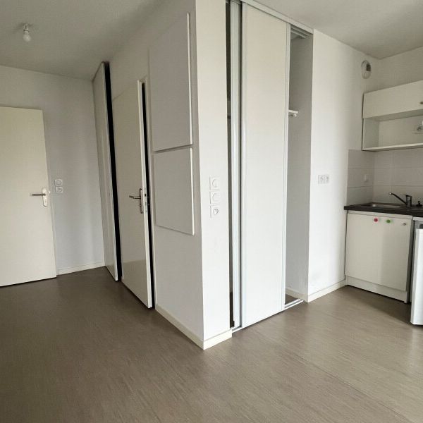 Location Appartement 1 pièce 22m² VILLENAVE D ORNON 33140 - Photo 1