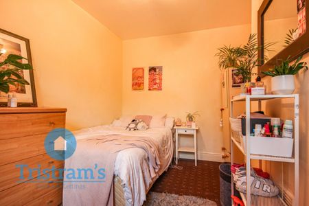 4 bed Semi-Detached House for Rent - Photo 4