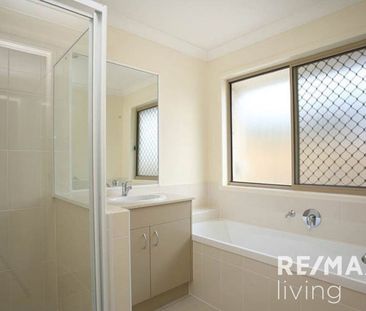 Spacious Family Home in a Quiet Morayfield Location - Photo 5