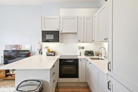 1 bedroom flat to rent - Photo 4