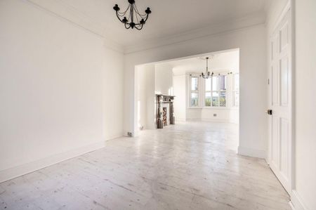 4 bedroom terraced house to rent - Photo 2