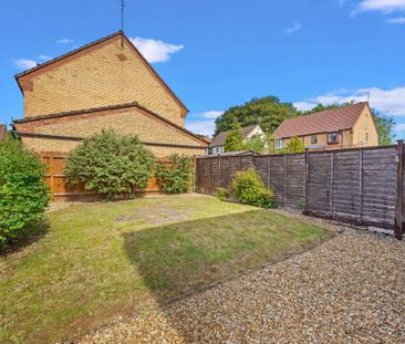 2 bedroom semi-detached house to rent - Photo 6