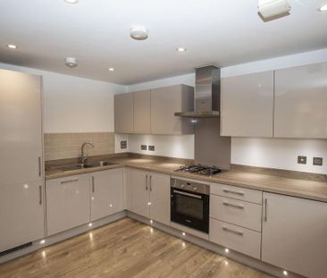 2 bedroom detached house to rent - Photo 4