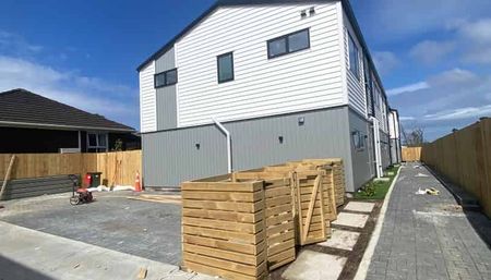 SUNNYVALE, 3 BEDROOMS - Photo 2