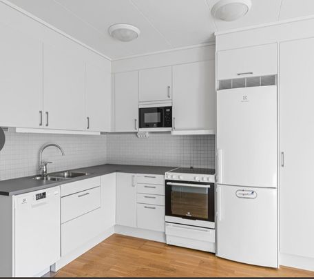 Odensalavägen, Märsta - Photo 1