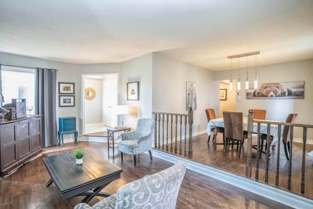 For Lease - 6045 Grossbeak Drive, Mississauga, Ontario - Photo 2