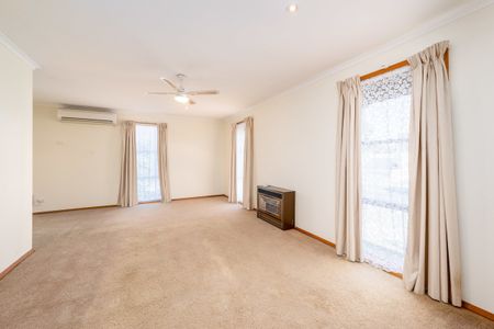 3 BEDROOM HOME IN SOUTH SHEPPARTON! - Photo 2