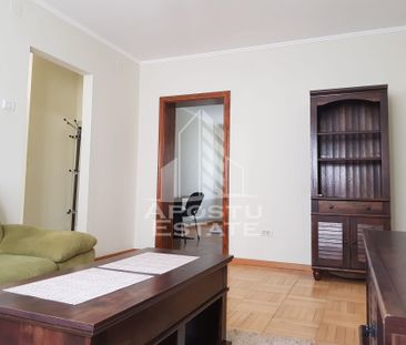 Apartament cu 3 camere Ultracentral - Photo 3
