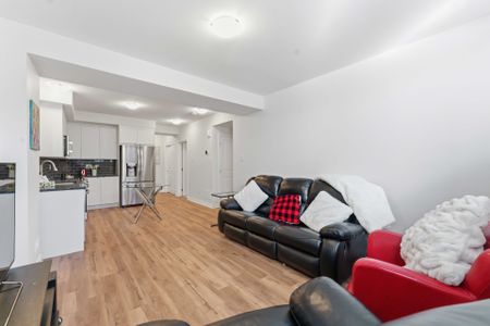 For Lease - 625 Paakanaak Avenue Unit# #B, Blossom Park - Airport and Area, Ontario - Photo 5
