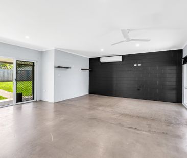 BEAUTIFUL FAMILY HOME WITH MODERN COMFORTS - Photo 1