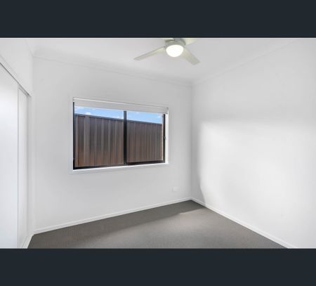 2/4 Thurlstone St, Farley, NSW 2320 - Photo 2