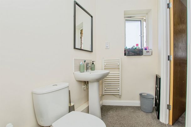 Eagle Way, Peterborough, Hampton Centre - Photo 1