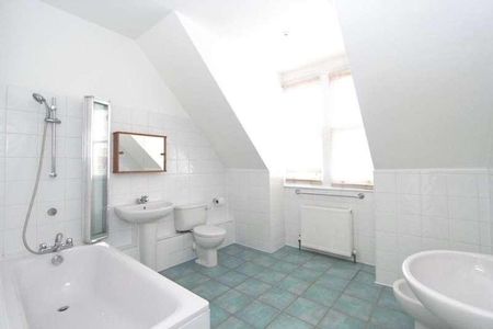 Hale Gardens, Acton, London, W3 - Photo 2