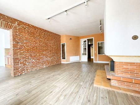 Location Appartement 4 pièces 141m² - Photo 4