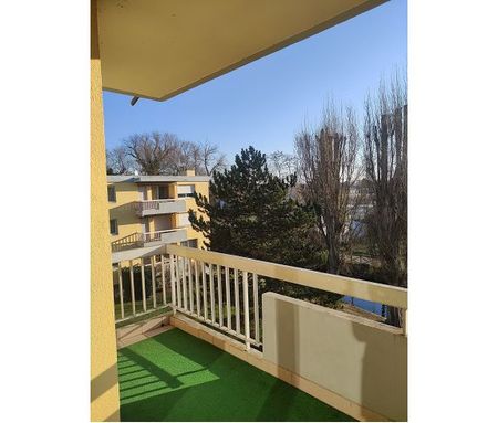 location Appartement 4 pièces à Colmar - REF 1044-RS - Photo 4