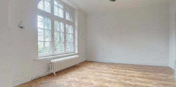 Villa te huur in Ukkel voor € 3.800 met 4 slaapkamers - Photo 3