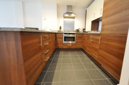 2 Bed Flat, West Hampstead, NW6 - Photo 4