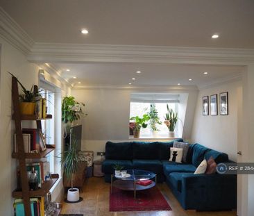 2 bedroom penthouse to rent - Photo 1