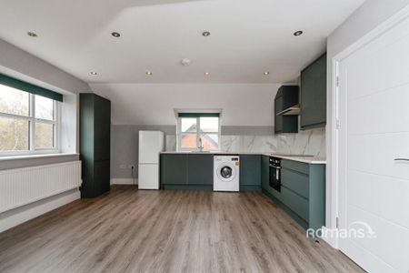 2 bedroom flat to rent - Photo 3
