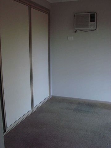 Relaxed coastal lifestyle - Photo 3