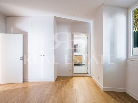 Apartamento T3+1 em Lisboa - Photo 2