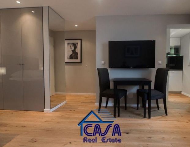 ERSTBEZUG: modern möbliertes Apartment mit WELAN in der Innenstadt - Photo 1