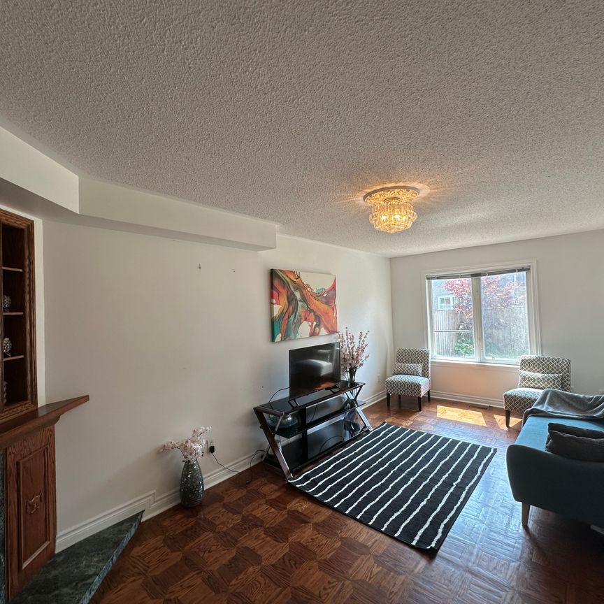 For Lease - 5080 Fallingbrook Drive, Mississauga, Ontario - Photo 1