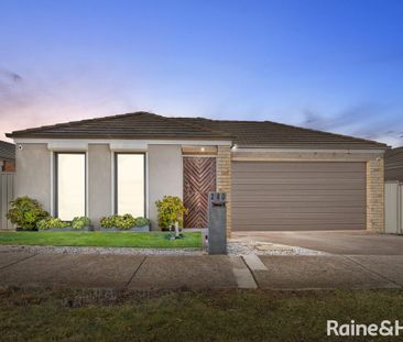 Stunning Family Home That Combines Comfort, Style, And Convenience - Photo 2