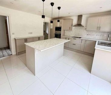 Kentwood Hill, Tilehurst, Reading, Berkshire, RG31 - Photo 3