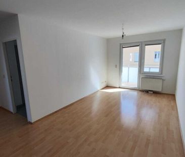 2 Zimmer Wohnung mit 8 m² Loggia inkl. Garagenplatz, 4. Liftstock, ... - Photo 4