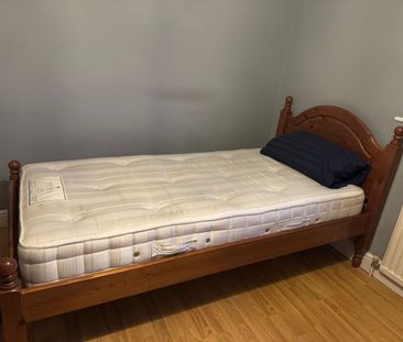 Room in a Shared House, Romney Gardens, BS7 - Photo 1