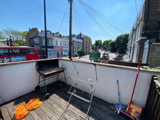 2 Bed Detached House, Amersham Road, SE14 - Photo 1
