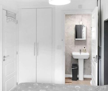 Robin Place, Allington, ME16 - Photo 4