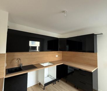 Location Appartement 5 pièces 160m² BORDEAUX 33100 - Photo 4