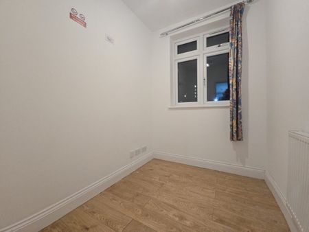 Uxbridge Road, UB1, Southall - Photo 3