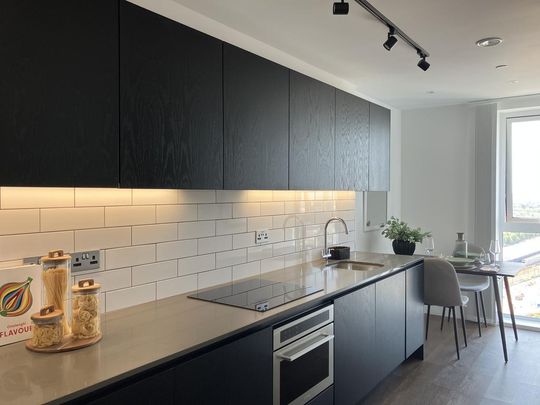 Studio to rent - Photo 1