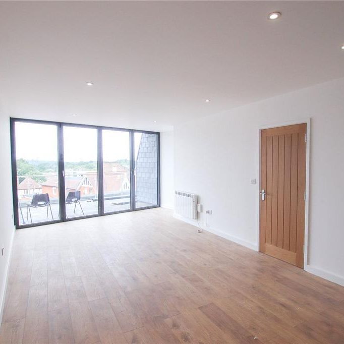 1 bedroom penthouse to rent - Photo 1