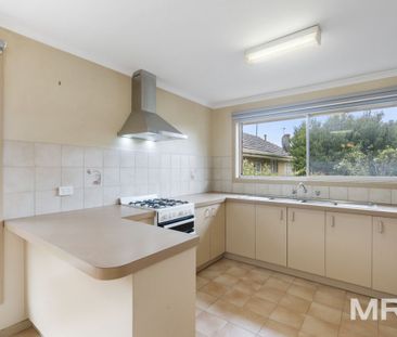 2/22 Coorigil Road, Carnegie - Photo 5