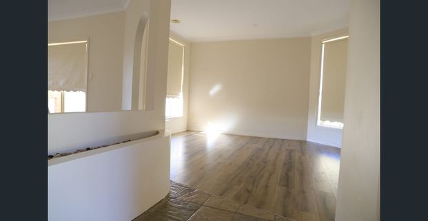 Ideally Located - Photo 1