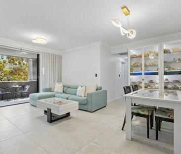 Deluxe apartment crafted to the highest standards - Photo 1