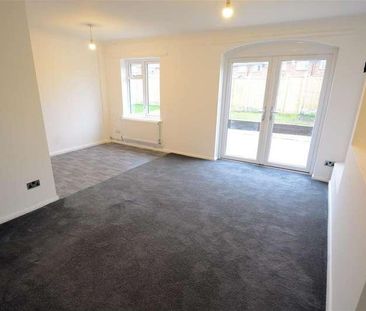 Bishop Court, Selby, YO8 - Photo 1