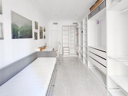 Location Appartement 3 pièces Meublé 93m² NICE 06000 - Photo 4