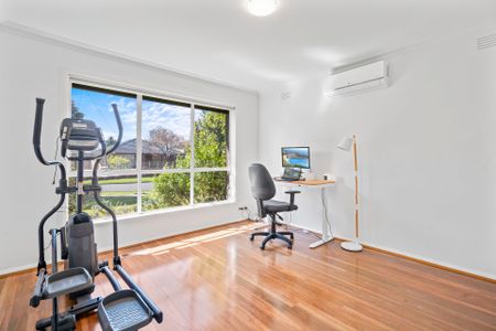 Modern 2-Bedroom Unit in Prime Glenroy Location - Photo 2